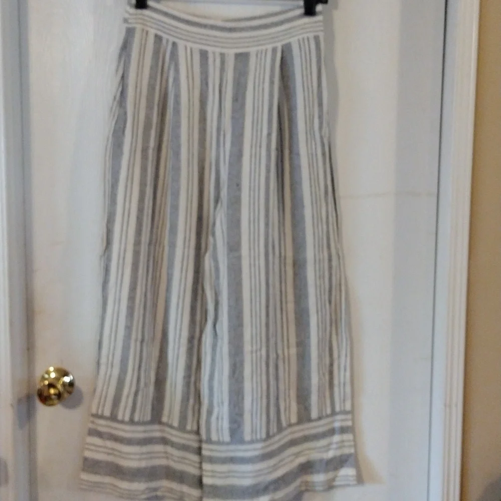 Forever 21 Wide Leg Pants SOLD SOLD SOLD - Picture 2 of 9